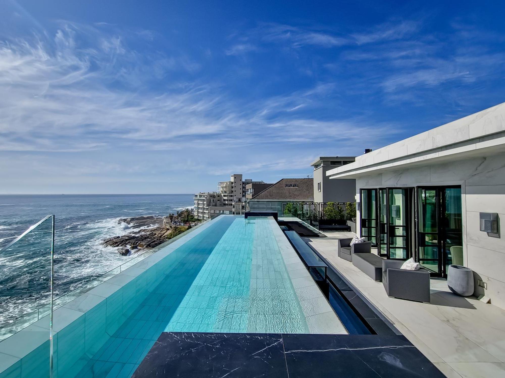 Aurum Presidential Penthouse *